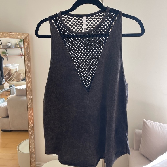 Black/Grey Acid Wash Tank Top w/ Mesh Neck - Picture 1 of 3